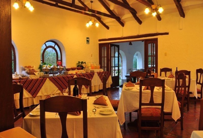 Hotel Hacienda Del Valle 우루밤바 외부 사진