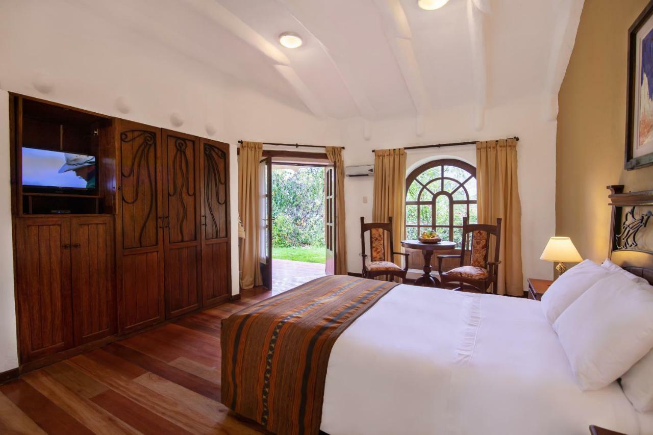Hotel Hacienda Del Valle 우루밤바 외부 사진